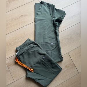 Figs Olive Green Scrub Set